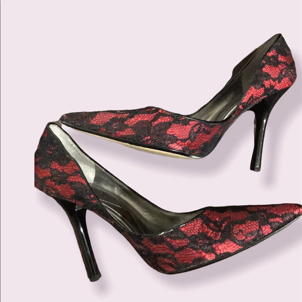 GUESS 4” Black lace Red sexy stiletto heel